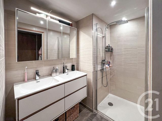 Appartement T4 à vendre - 4 pièces - 101,95 m2 - La Balme De Sillingy - 74 - RHONE-ALPES