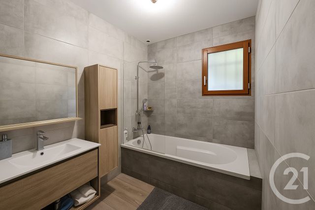 Afficher la photo en grand Maison à vendre - 6 pièces - 146,99 m2 - Poisy - 74 - RHONE-ALPES