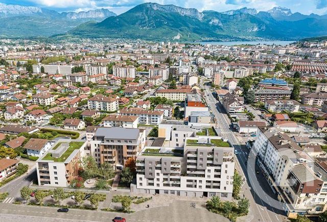 Appartement T4 à vendre - 4 pièces - 84,32 m2 - Annecy - 74 - RHONE-ALPES