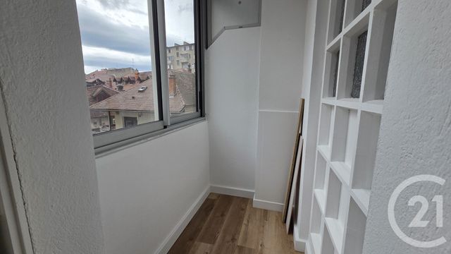 Appartement F3 &agrave; louer - 3 pi&egrave;ces - 80 m2 - Annecy - 74 - RHONE-ALPES