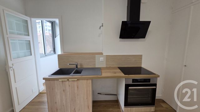 Appartement F3 &agrave; louer - 3 pi&egrave;ces - 80 m2 - Annecy - 74 - RHONE-ALPES