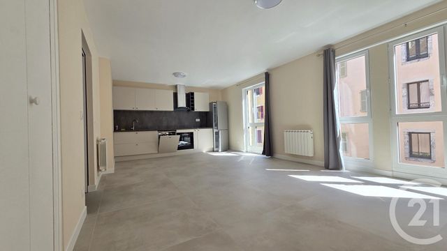 Appartement T4 &agrave; louer - 4 pi&egrave;ces - 86,36 m2 - Annecy - 74 - RHONE-ALPES