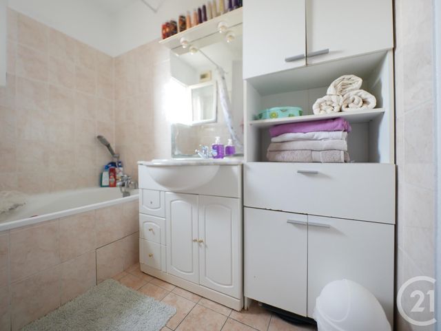 Appartement F4 à vendre - 4 pièces - 84,56 m2 - Meythet - 74 - RHONE-ALPES