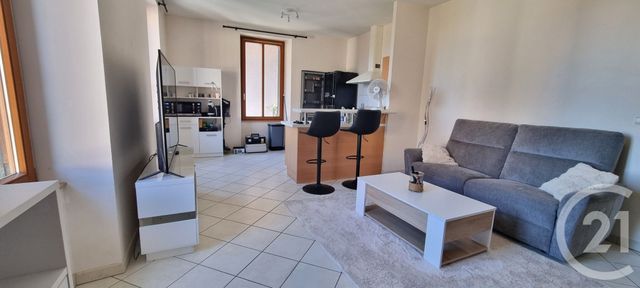 Appartement T3 à louer GRUFFY