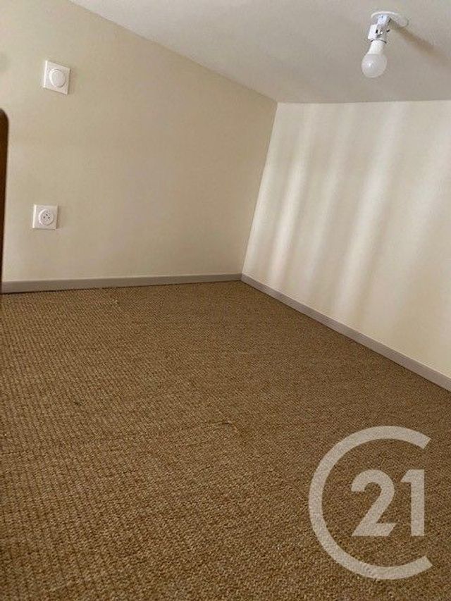 Appartement F2 &agrave; louer - 2 pi&egrave;ces - 32,72 m2 - Annecy - 74 - RHONE-ALPES