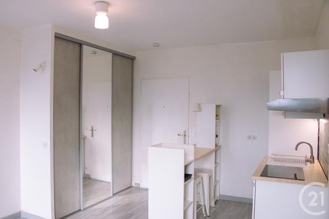 Appartement F1 &agrave; louer - 1 pi&egrave;ce - 25,65 m2 - Leschaux - 74 - RHONE-ALPES