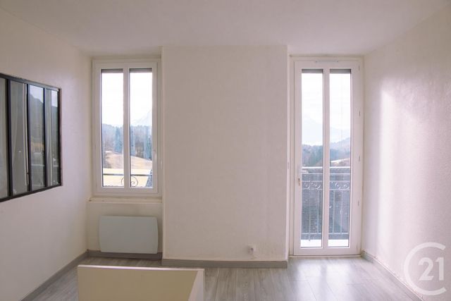 Appartement F1 &agrave; louer - 1 pi&egrave;ce - 25,65 m2 - Leschaux - 74 - RHONE-ALPES