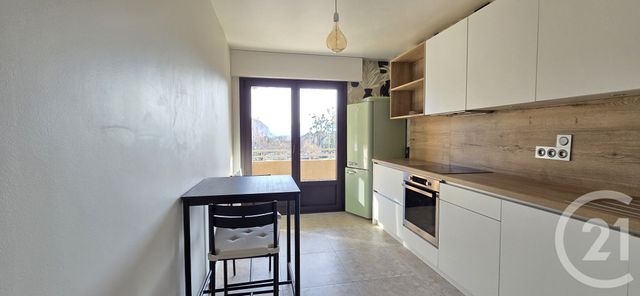 Appartement &agrave; louer - 2 pi&egrave;ces - 63,46 m2 - Annecy Le Vieux - 74 - RHONE-ALPES