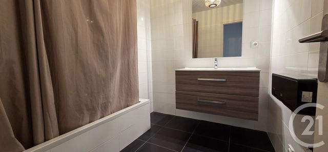 Appartement &agrave; louer - 2 pi&egrave;ces - 63,46 m2 - Annecy Le Vieux - 74 - RHONE-ALPES