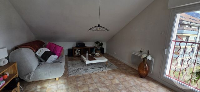 Appartement F1 bis &agrave; louer - 2 pi&egrave;ces - 32,50 m2 - Annecy - 74 - RHONE-ALPES