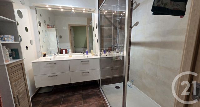 Appartement T3 &agrave; louer - 3 pi&egrave;ces - 81,14 m2 - Rumilly - 74 - RHONE-ALPES