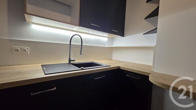 Appartement F3 &agrave; louer - 3 pi&egrave;ces - 61,12 m2 - Cran Gevrier - 74 - RHONE-ALPES