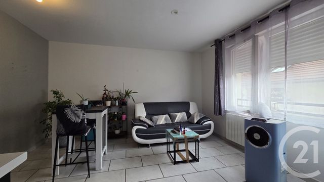 Appartement F2 &agrave; louer - 3 pi&egrave;ces - 48,04 m2 - Rumilly - 74 - RHONE-ALPES