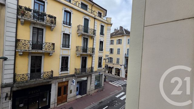 Appartement T3 &agrave; louer - 3 pi&egrave;ces - 62,17 m2 - Annecy - 74 - RHONE-ALPES